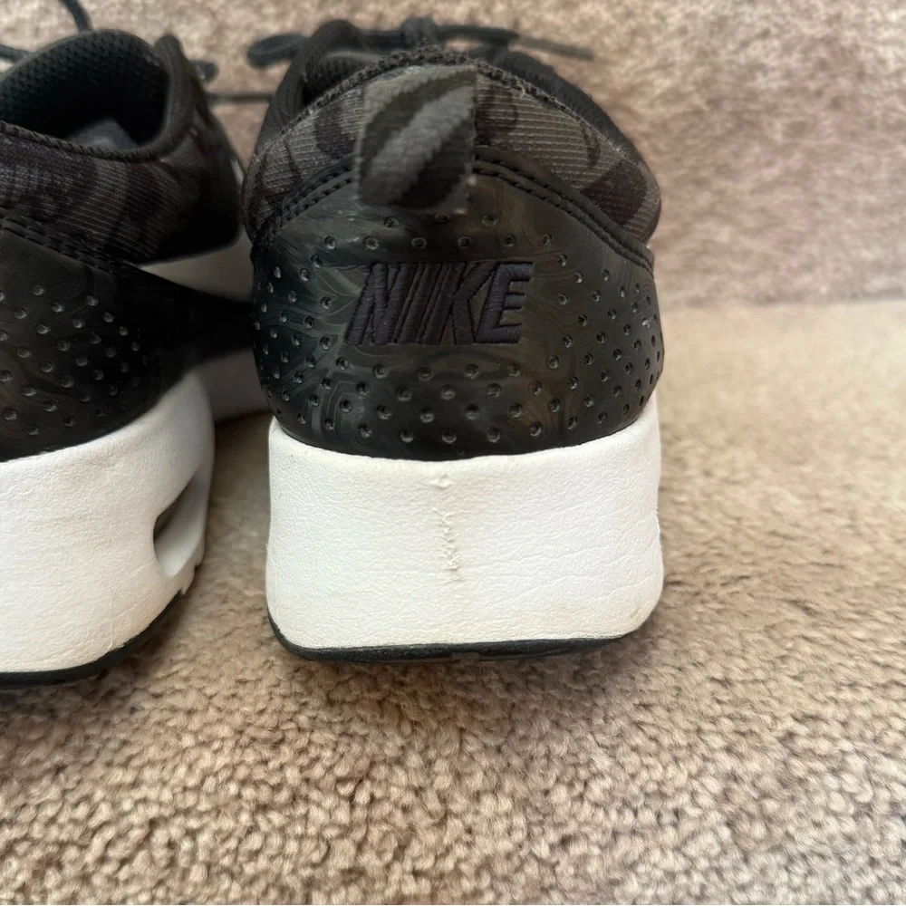 Nike Air Max Thea Butterfly - Picture 8 of 12